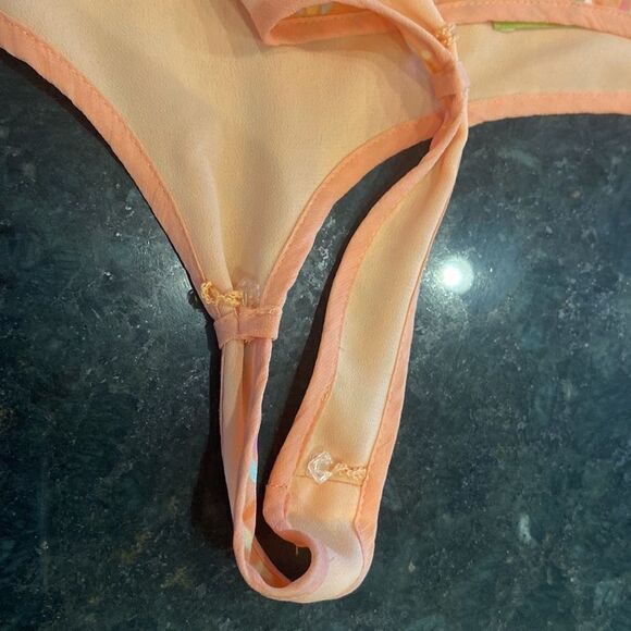 Sigrid Olsen Peach Tank Top - Size 6. Adorable to wear with shorts or capris. - Picture 5 of 7